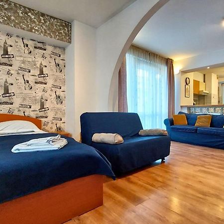 Comfy&Bright 2Bd Family-Friendly Apt Amazing View ブカレスト エクステリア 写真