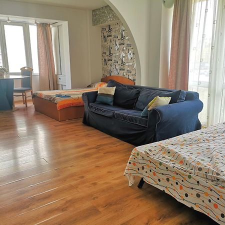 Comfy&Bright 2Bd Family-Friendly Apt Amazing View ブカレスト エクステリア 写真