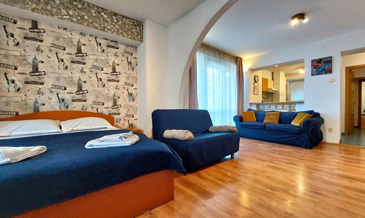 Comfy&Bright 2Bd Family-Friendly Apt Amazing View ブカレスト エクステリア 写真